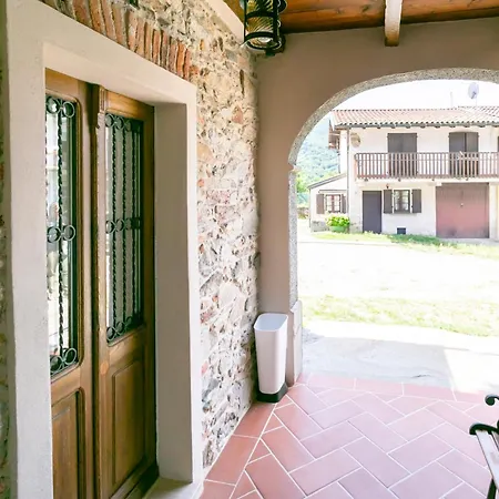 Corte Di Raglio Apartamento Cunardo